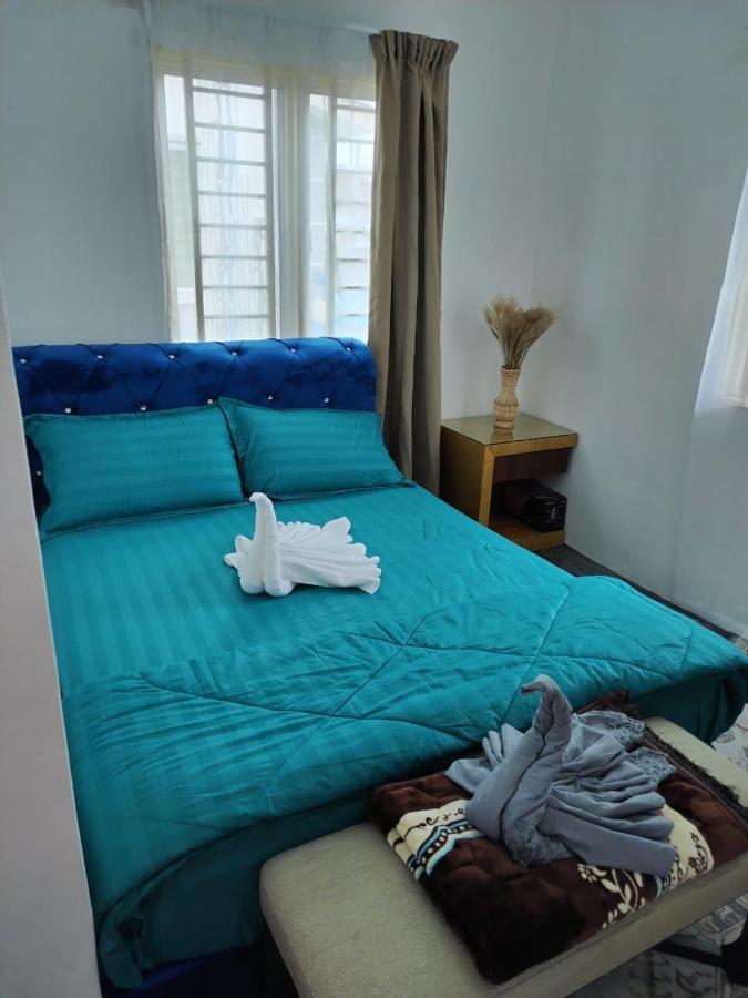 Homestay Embah Ros & Embah Lek Hutan Melintang Екстер'єр фото