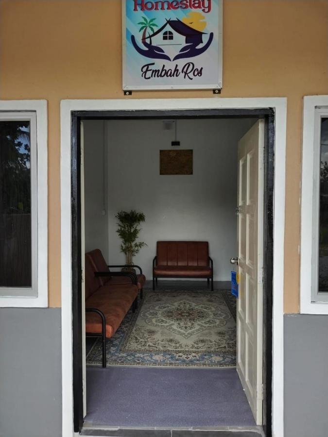 Homestay Embah Ros & Embah Lek Hutan Melintang Екстер'єр фото