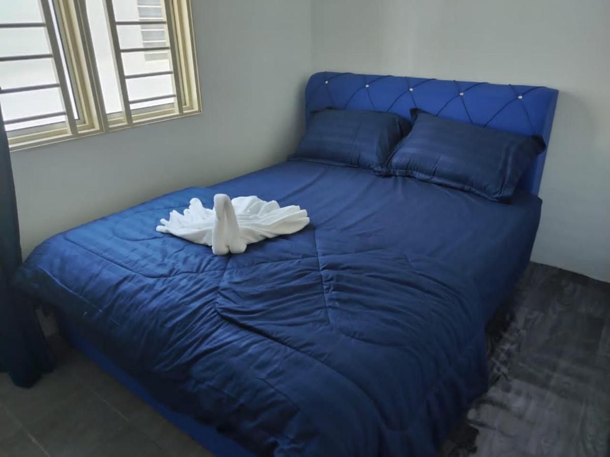 Homestay Embah Ros & Embah Lek Hutan Melintang Екстер'єр фото